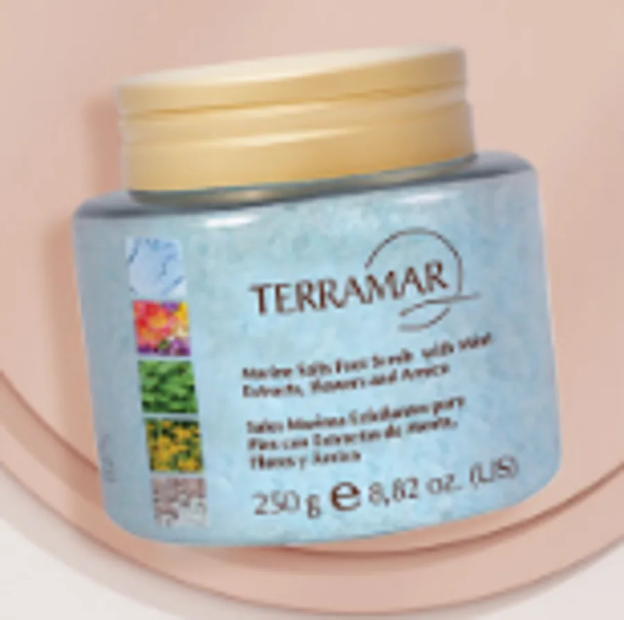 SALES MARINAS EXFOLIANTES PARA PIES CON EXTRACTOS DE MENTA, FLORES Y ÁRNICA
